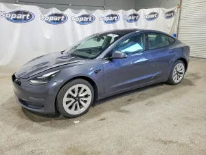 Tesla Model 3 2022