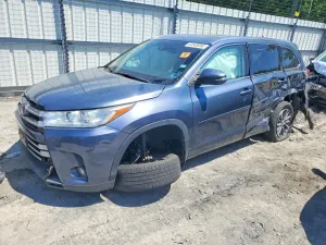 Toyota Highlander 3.5L 6 2018