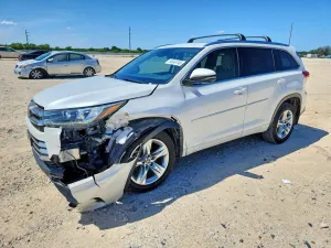 Toyota Highlander 3.5L 6 2018