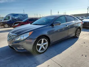 Hyundai Sonata 2.0L 4 2013