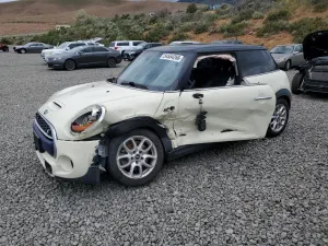 Mini Cooper 2.0L 4 2015