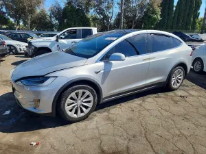 Tesla Model X 2016