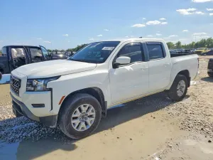 Nissan Frontier 3.8L 6 2022