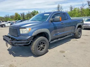 Toyota Tundra 4.6L 8 2010
