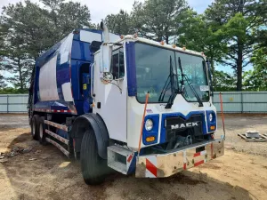 Mack 600 10.8L 6 2011