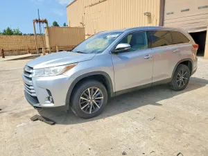 Toyota Highlander 3.5L 6 2019