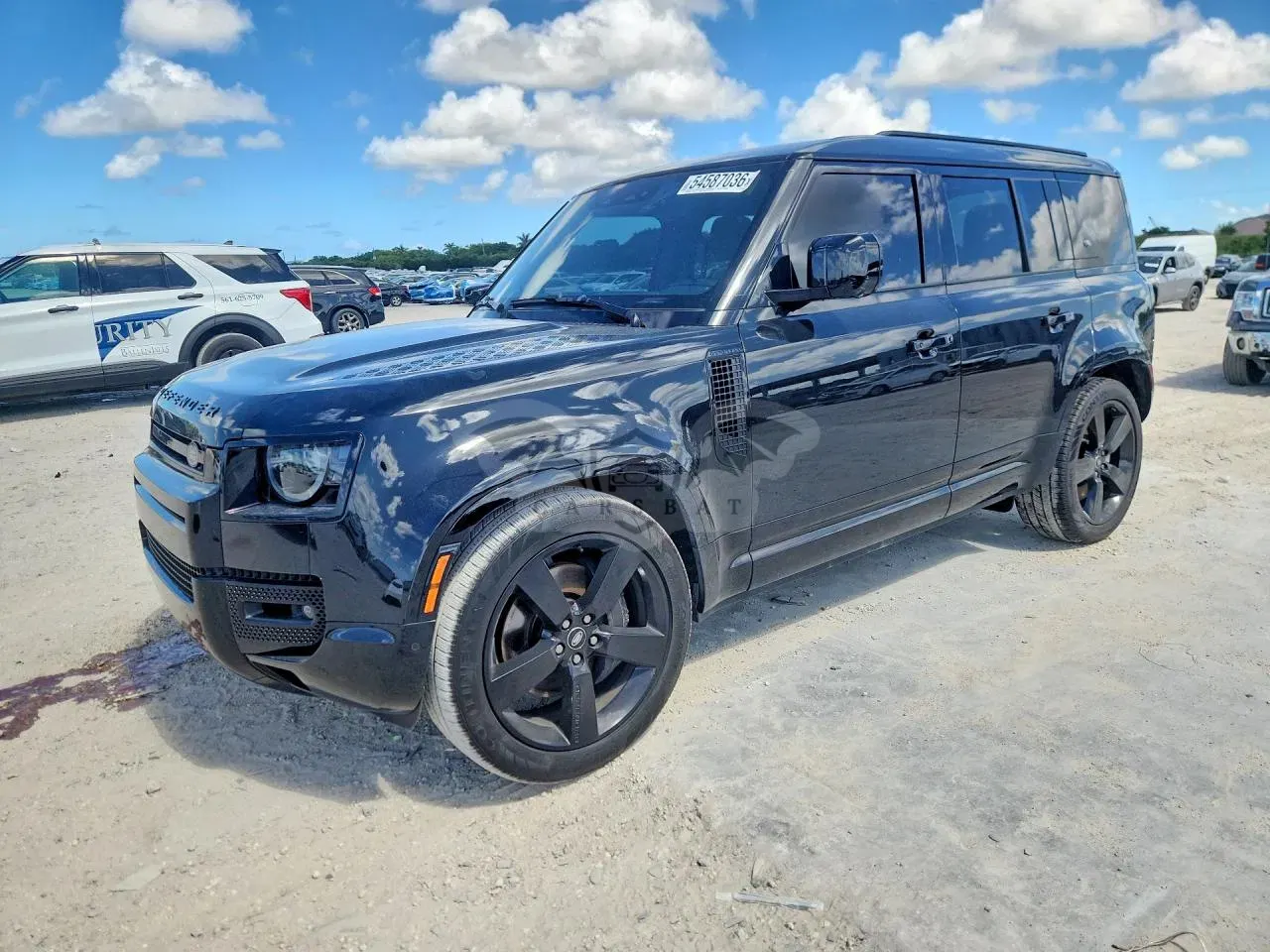 Land Rover Defender 3.0L 6 2024