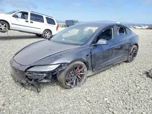 Tesla Model 3 2024