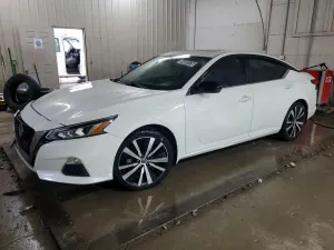 Nissan Altima 2.5L 4 2021