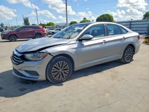 Volkswagen Jetta 1.4L 4 2020