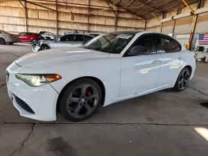 Alfa Romeo Giulia 2.0L 4 2017