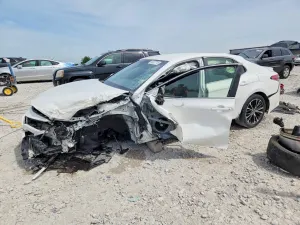 Toyota Camry 2.5L 4 2018