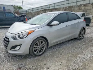 Hyundai Elantra 2.0L 4 2016