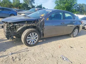 Nissan Altima 2.5L 4 2015