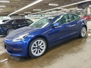 Tesla Model 3 2022