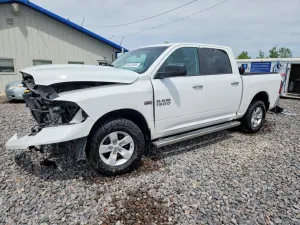 RAM 1500 5.7L 8 2014