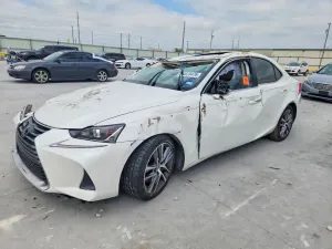 Lexus IS 2.0L 4 2018