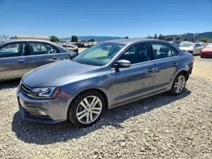 Volkswagen Jetta 1.8L 4 2015
