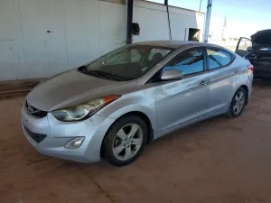 Hyundai Elantra 1.8L 4 2013