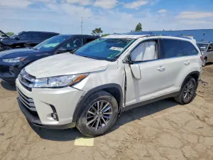Toyota Highlander 3.5L 6 2019
