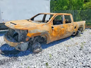 GMC Sierra 6.6L 8 2024