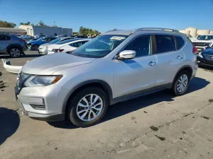 Nissan Rogue 2.5L 4 2017