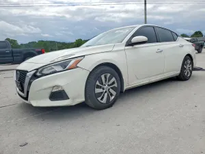 Nissan Altima 2.5L 4 2020