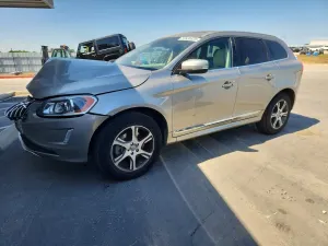 Volvo XC60 3.0L 6 2015