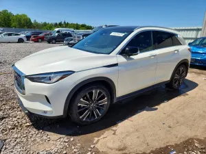 Infiniti QX50 2.0L 4 2021