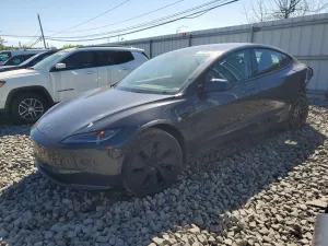 Tesla Model 3 2025