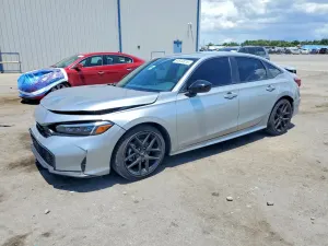 Honda Civic 2.0L 4 2025