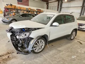 Volkswagen Tiguan 2.0L 4 2016