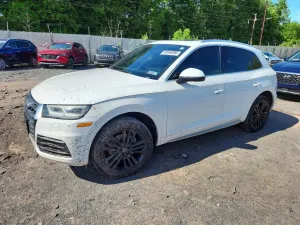 Audi Q5 2.0L 4 2018
