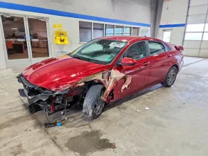Hyundai Elantra 2.0L 4 2024