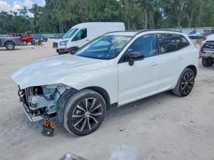 Volvo XC60 2.0L 4 2024