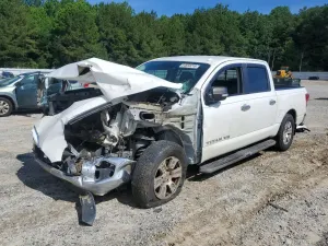 Nissan Titan 5.6L 8 2018