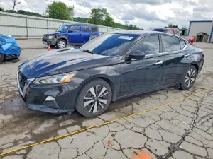 Nissan Altima 2.5L 4 2022
