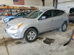 Nissan Rogue 2.5L 4 2013