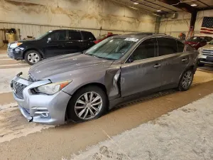 Infiniti Q50 3.7L 6 2014