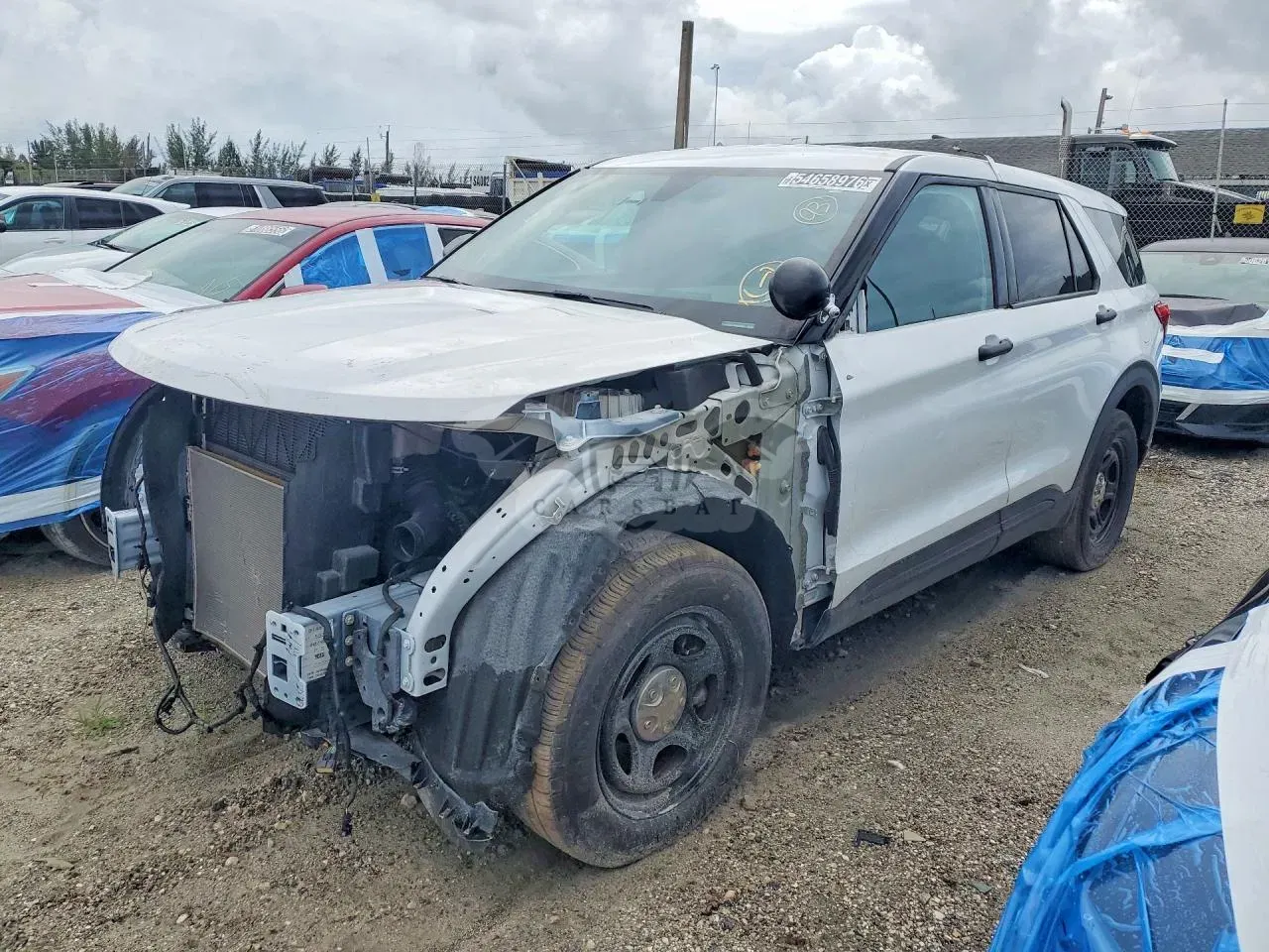 Ford Explorer 3.3L 6 2023