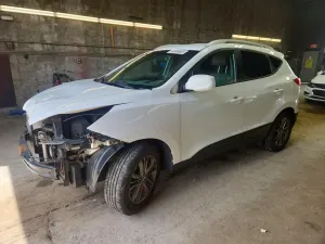 Hyundai Tucson 2.4L 4 2014