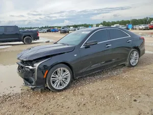 Cadillac CT4 2.0L 4 2024
