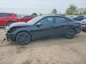 Hyundai Elantra 2.0L 4 2022