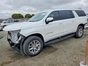 Chevrolet Suburban 5.3L 8 2025