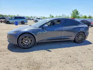 Tesla Model 3 2024