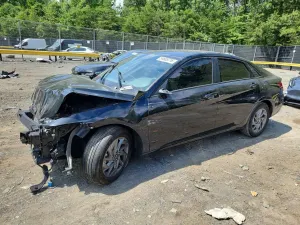 Hyundai Elantra 2.0L 4 2024