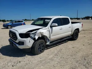 Toyota Tacoma 2.7L 4 2021