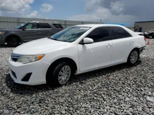 Toyota Camry L 2.5L 4 2014