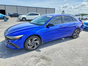 Hyundai Elantra 2.0L 4 2025