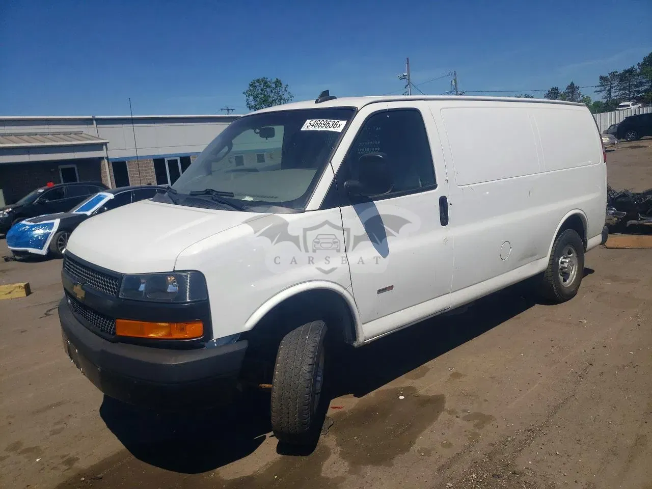 Chevrolet Express 2.8L 4 2021
